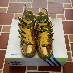 Adidas Jeremy Scott gold wings 3.0